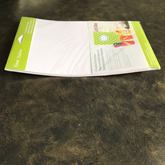 NWT Cricut Explore printable sticker paper 12 sheets custom stickers 8.5 X 11 - Picture 10 of 11